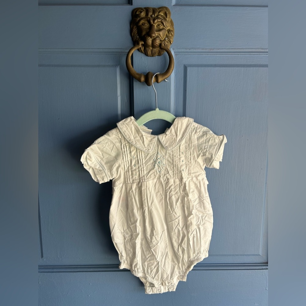 Baby Sen onesie